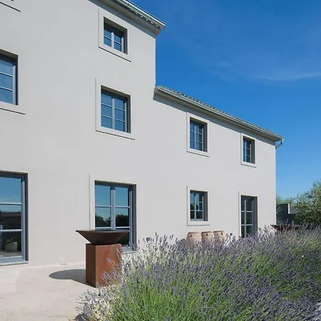 Holiday home Cozy In With Outdoor Swimming Pool
