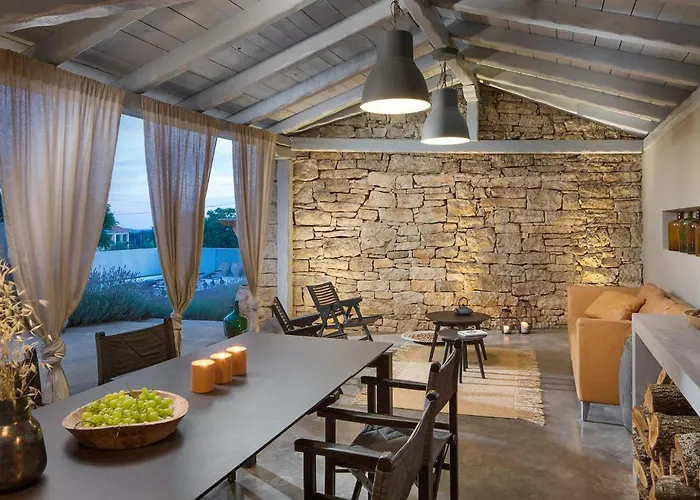 Vikendica Awesome In With Wifi Tinjan